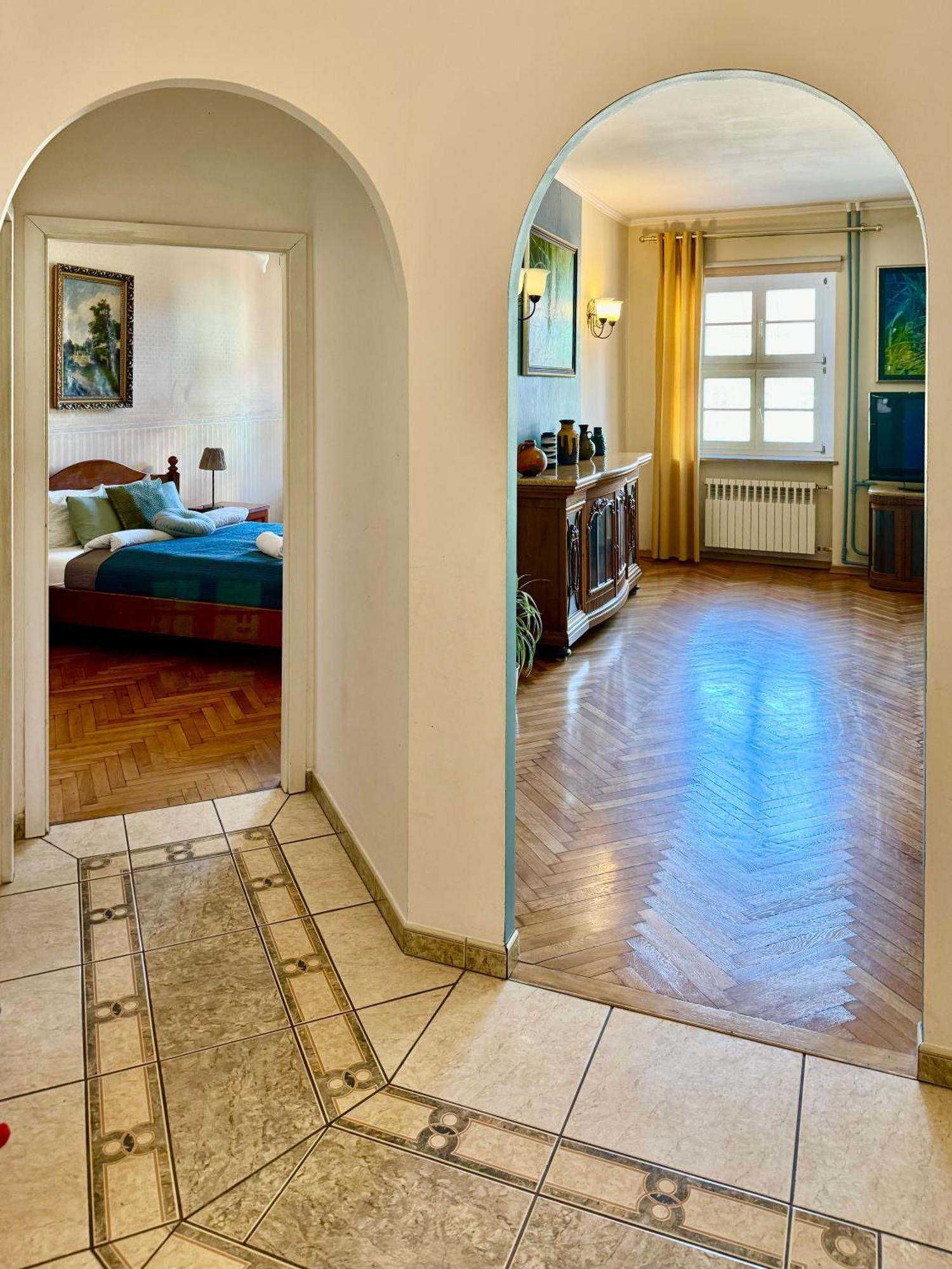 Wroclaw Inn Apartments ภายนอก รูปภาพ